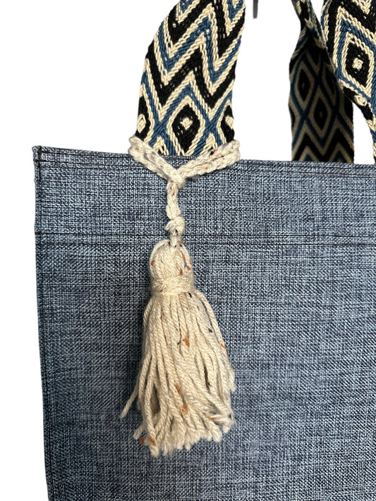 Your essential tote to take you from work to happy hour.