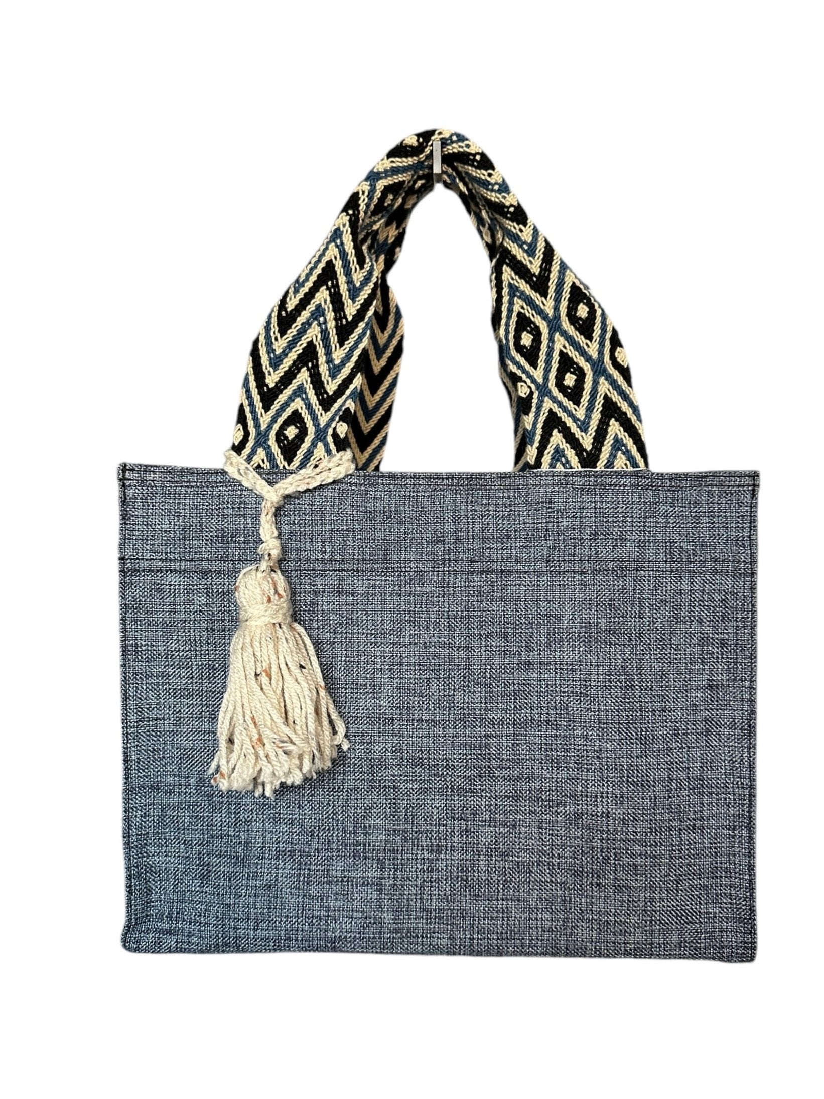 Your essential tote to take you from work to happy hour.